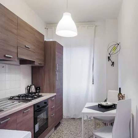 Enjoy Apartment Gorla Milan Exterior photo